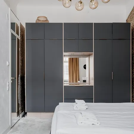 Renovated Luxury - Premier Centre Hub הלסינקי